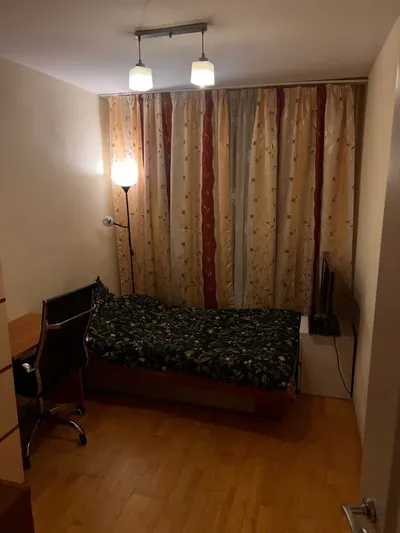 Pokój w Warszawie