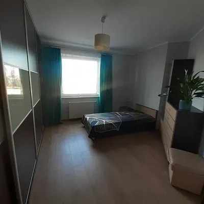 Mieszkanie umeblowane (ok. Placu Krakowskiego) zamknięte osiedle,balkon, komórka lokatorska - miniatura 4