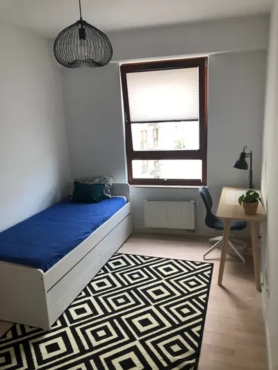 Przytulny pokój dla studenta - miniatura 2