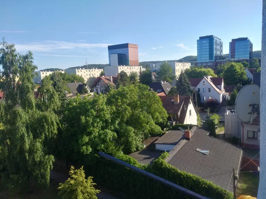 Wynajmę słoneczne mieszkanie, po gruntownym remoncie, w super lokalizacji // Sunny 2-Bedroom Apartment for Long-Term Rent – Gdańsk Przymorze - 1/8