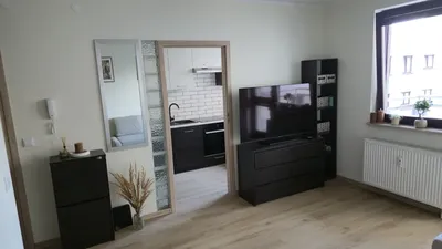 Kawalerka 32m2 METRO Bemowo, garaż, internet, winda, wyposażona- od zaraz! - miniatura 2