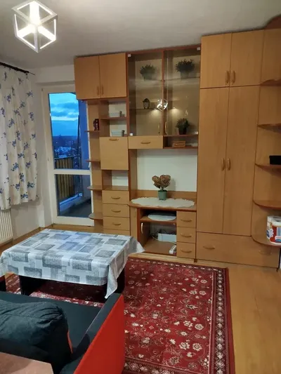 ul. Rzemieślnicza, 35m2, III piętro - miniatura 2