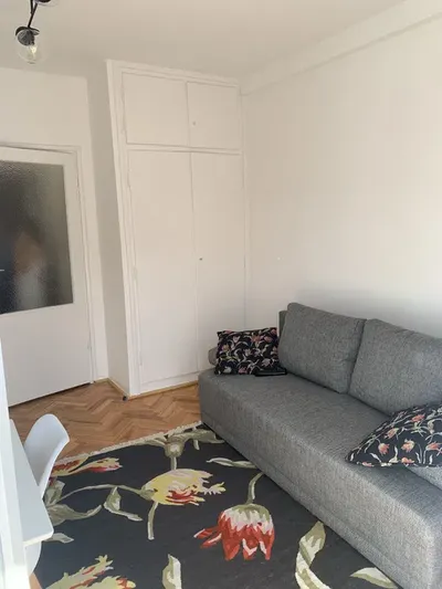 Kawalerka jak nowe wnetrze/ Ochota 3 km od Centrum, ul Grójecka - miniatura 4