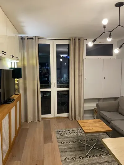 2-pokoje/Centrum/Rondo ONZ/po remoncie