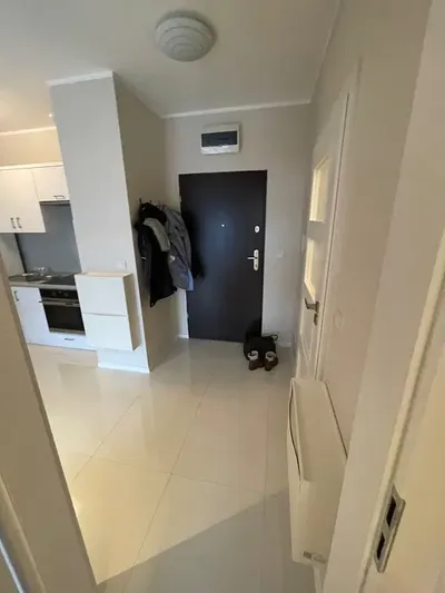 OKAZJA,OSIEDLE PARYSKIE, 37M2.,IIIp., 2 pok,balkon,umeblowane,miejsce post. - miniatura 5