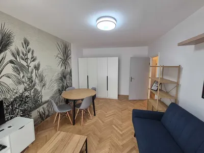 Przytulne 2 pokoje z dużym balkonem 53m2 | Centrum Katowic, ul. Mikołowska 39B - miniatura 2