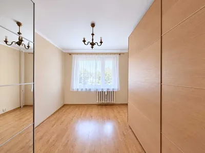 Umeblowane mieszkanie dla rodziny na parterze w świetnej lokalizacji - miniatura 2