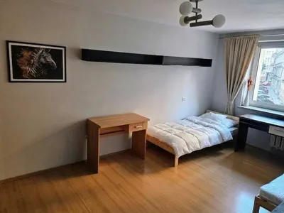 Rozkładowe 2 pokoje (53 m²) z osobną kuchnią | Winda, 1. piętro | ul. Jagiellończyka / Śródmieście