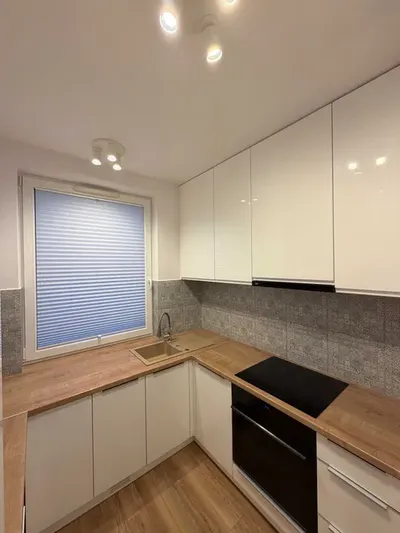 Przytulne i jasne 56 m²: 2 sypialnie + salon | garaż! | balkon | winda | świeżo po remoncie | Avia - miniatura 3
