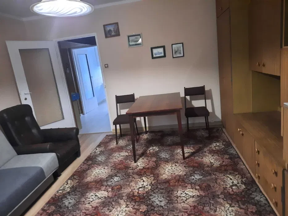 Pokój do wynajęcia z bezpłatnym parkingiem/ blisko AKF i PK, os. II Pułku. - 1/8