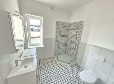 Jasne dwupokojowe ok.40 m2- klimatyzacja-Stare Miasto-spokojna okolica- Centrum - miniatura 5
