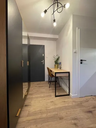 Do wynajęcia STUDIO 12 m² – kompaktowe, w pełni wyposażone OCHOTA 800m od WUM - miniatura 3