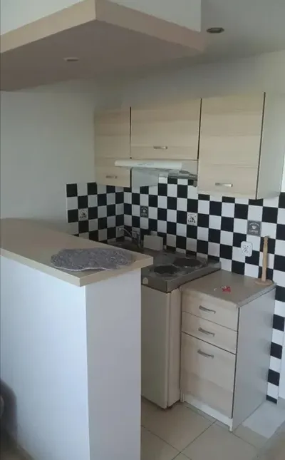 Kawalerka blisko basenu Nurek oraz Skarpy na Rozbarku - miniatura 5
