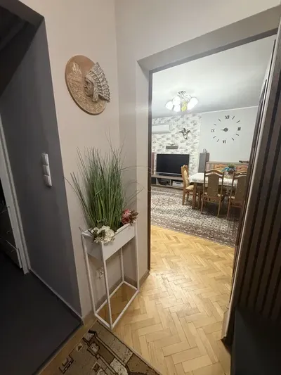 Mieszkanie na wynajem Bardzo dobra lokalizacja - miniatura 3