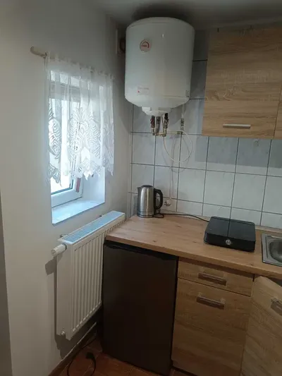 Wynajem kawalerki 20m2 - miniatura 4