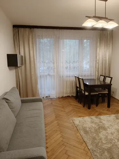 Wynajmę mieszkanie 2 pokoje z kuchnią