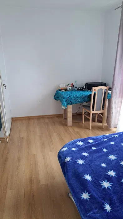 Pokój jednoosobowy z balkonem - miniatura 3