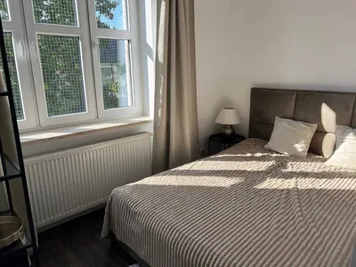 Kraków-Krowodrza, 2-pok. ciche i jasne mieszkanie 39m2 do wynajęcia ul. Chocimska , dla pary lub 1-osoby, świetna lokalizacja. - miniatura 4
