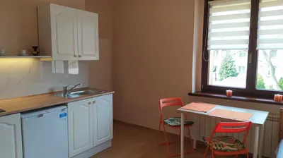 Kawalerka w spokojnym miejscu blisko ŚUM. - miniatura 3