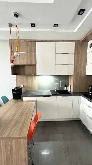 Mieszkanie do wynajęcia 51m2 Bielany (czynsz, parking wliczony w cenę najmu) - miniatura 2