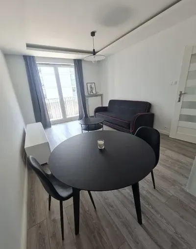 Mieszkanie 2 oddzielne pokoje 54m2 Praga Południe Jana Nowaka Jeziorańskiego Warszawa Garaż - miniatura 2