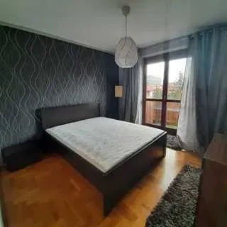 Wyjątkowa lokalizacja 2 pokojowe z oddzielną kuchnią i garderobą 58m prywatnie . - miniatura 4