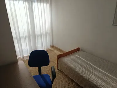 Pokój jednoosobowy z balkonem na wynajem , w centrum miasta - miniatura 2