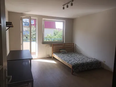 Wynajmę duże mieszkanie na Krzykach 3pokoje + - miniatura 3