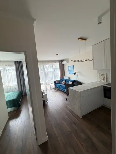 Nowoczesne mieszkanie 34 m² z prywatnym ogródkiem i tarasem | Klimatyzacja | Wysoki standard Praga Południe - miniatura 2