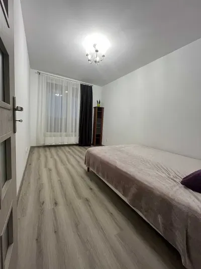 2 pokoje, 51 m2 z dużą loggią i widokiem | Praga-Południe / Aura Sky / obok Promenady - miniatura 4