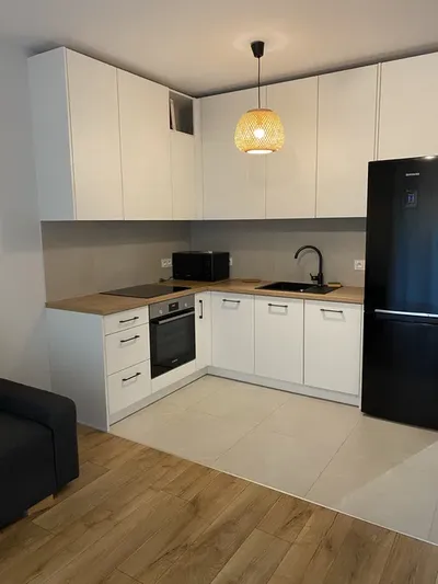 2 pokoje | 43 m² | garderoba | garaż | komórka | rolety elektryczne | Wybickiego