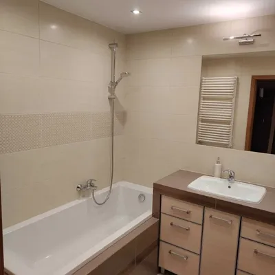 Przestronne 2 pokoje / spacious 1-bedroom, 54 m², balkon/balcony, garaż/garage – Łagiewniki, Odrzańska - miniatura 5
