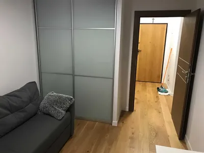 Pokój w dwupokojowym mieszkaniu - miniatura 5