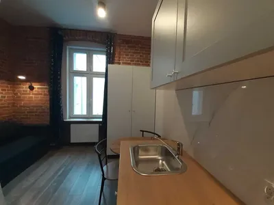 Industrialana kawalerka w Centrum, ok. Piotrkowskiej, Pasażu Róży, blisko Dworca Fabrycznego, Wschodnia 36. - miniatura 2