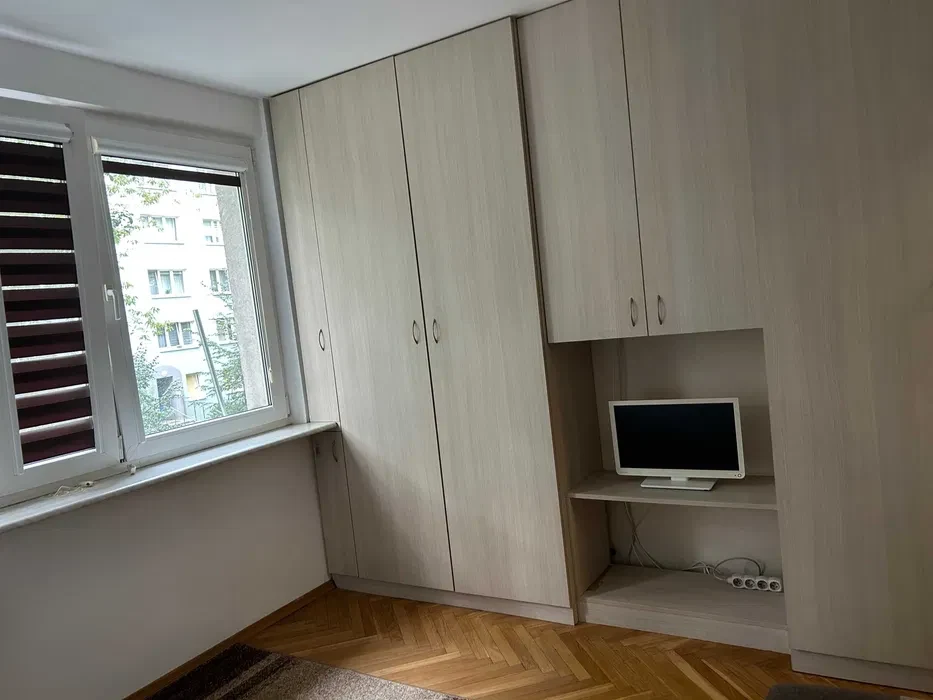 Bielany, Wrzeciono ul. Przytyk 1 pok. 19m 1/4p. Przy metrze. - 1/7