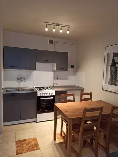 Kawalerka na wynajem | Katowice – Osiedle Tysiąclecia | ul. Piastów 18 - miniatura 2