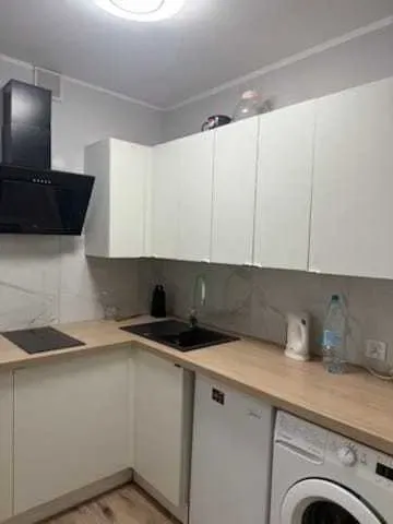 Wynajmę umeblowaną kawalerkę 28 m² z balkonem - miniatura 3