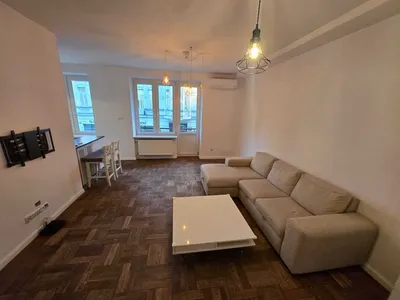 mieszkanie na wynajem - Warszawa (Powiśle, ul. Tamka) - kawalerka, idealne dla pary lub singla, klimatyzacja