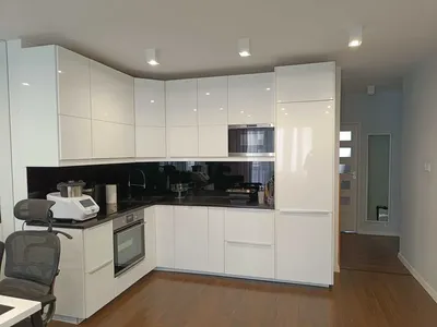 3 pokojowe mieszkanie 51 m² + piwnica (5 m²) + garaż (19m²-opcja) - miniatura 2
