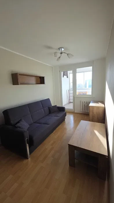 Wynajmę odnowiony pokój w mieszkaniu 3 pokojowym na Morenie (Burgaska) - 1/7
