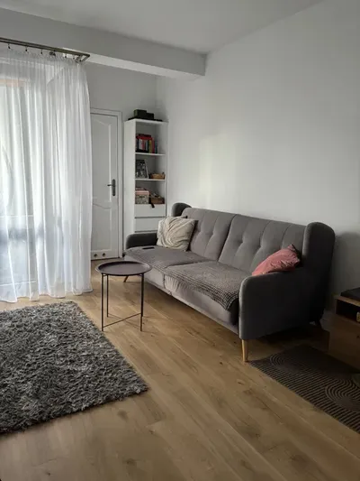 38 m² | 2 pokoje | garderoba | duży balkon | 3 min do tramwaju | Praga-Południe