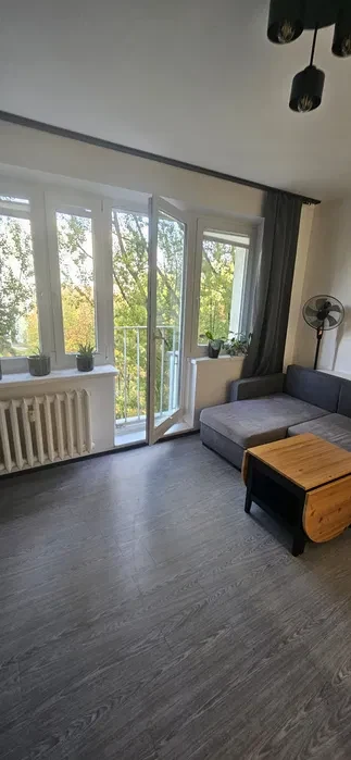 Mieszkanie na wynajem – Warszawa Stegny, ul. Katalońska 3 | 30 m² | Parking | Piwnica - 1/8