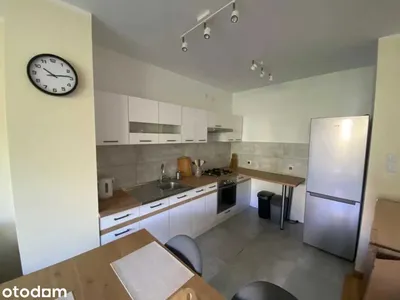 BEZPOŚREDNIO 80m2 / 4 pokoje / WC / łazienka / garaż podziemny - miniatura 2