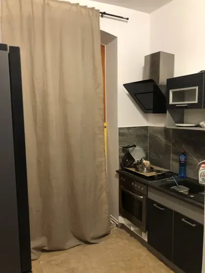 Pokoj jednoosobowy - miniatura 4