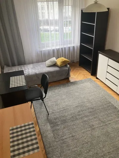 Pokój dla 2 lub 1 osoby, Centrum Kielc, blisko UJK, Śniadek, Żeromski - miniatura 2