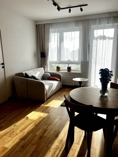 2 pokoje z ogródkiem | Świergotki | wysoki standard - miniatura 2