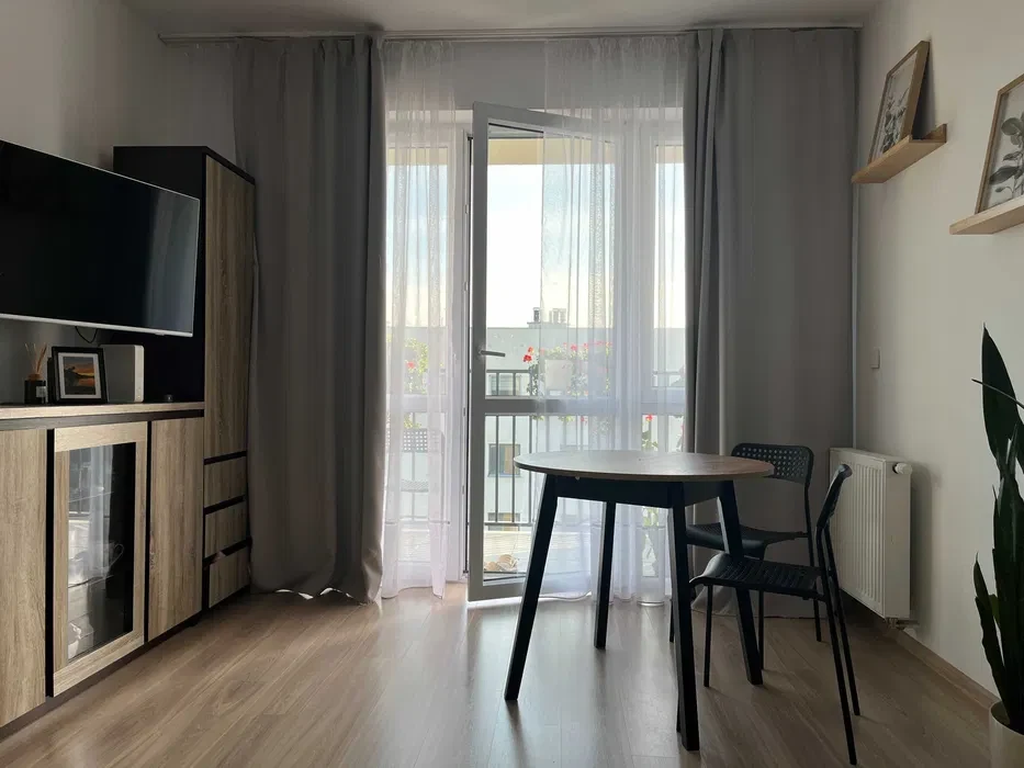 Kawalerka 27 m² | Strzeszewskiego | TV + internet | garaż - 1/6