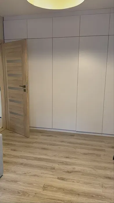 Zabłocie Ślusarska 54m2, 2 niezależne pokoje i osobna kuchnia , balkon - miniatura 4