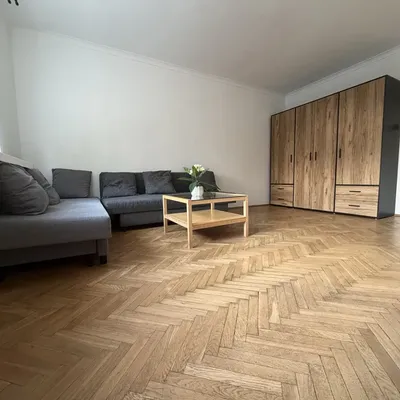 3 pokojowe mieszkanie , centrum , Kraków , ul. Wrocławska , 67m2 - miniatura 2