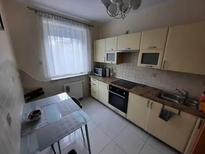 2-pokojowe mieszkanie z oddzielną kuchnią, balkonem i komórką lokatorską – ul. Reduta 11a, Kraków (Prądnik Czerwony) - miniatura 4